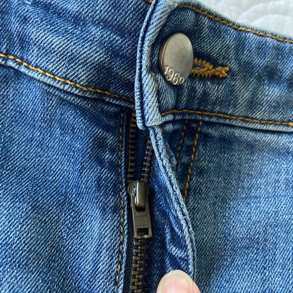 GAP High Rise Cut Off Short Jort, normcore, beach, classic, vacation, preppy - Picture 6 of 11